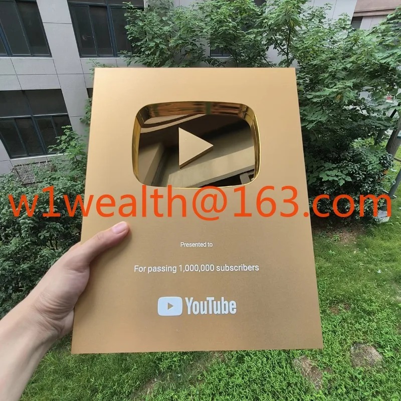 Gold Customized Name YouTube P - Esports Gaming Trophy ulasan dan harga