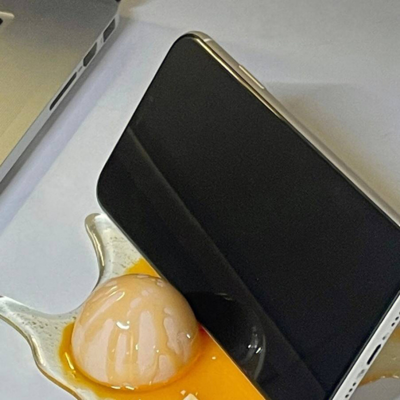 Cracked Egg Phone Stand Holida - Esports Gaming Trophy ulasan dan harga